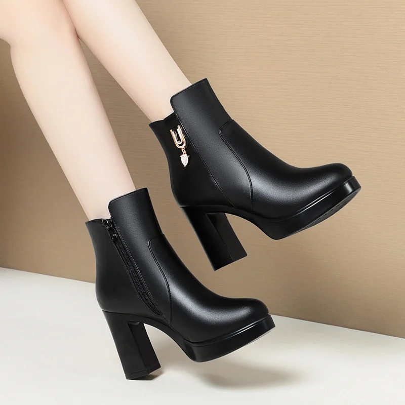 Autumn Winter Women  Platform Shoes Warm Fleece Waterproof Short Leather Boots Luxury Black Super High Heel Ankle Boots