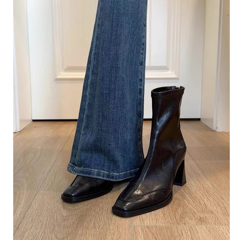 Retro chunky heel ankle boots 2026 new fashion boots, square-toe mini boots, French high-heeled slim boots