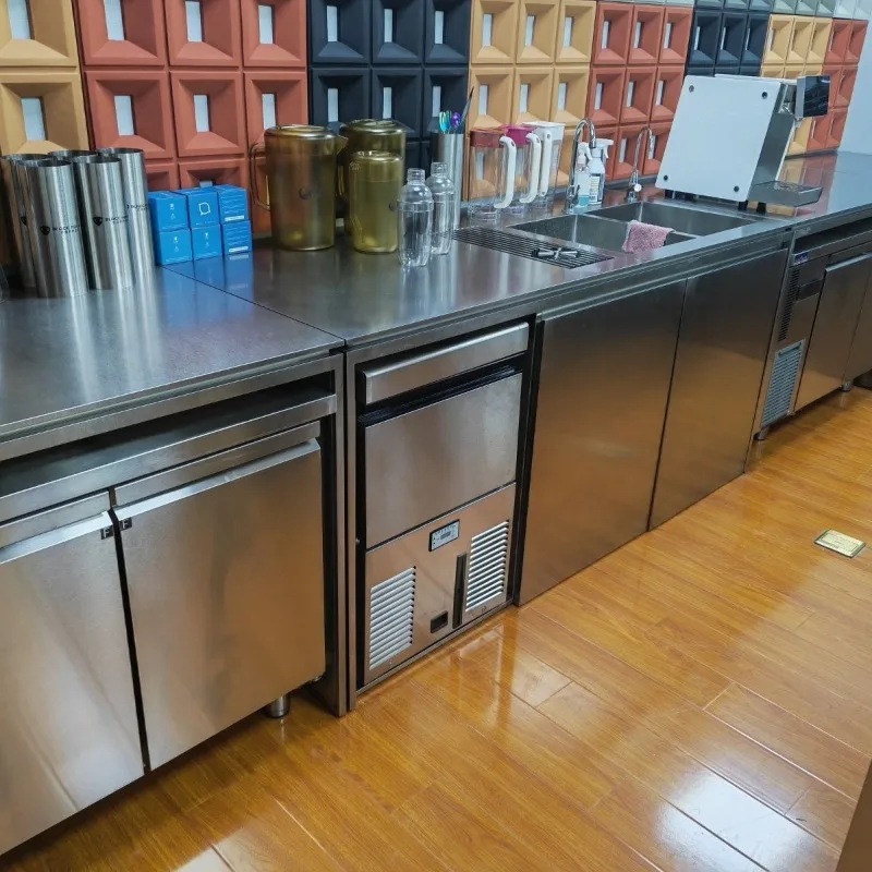 SC100 ice machine, commercial spray ice machine 28x28x32 generous ice cubes
