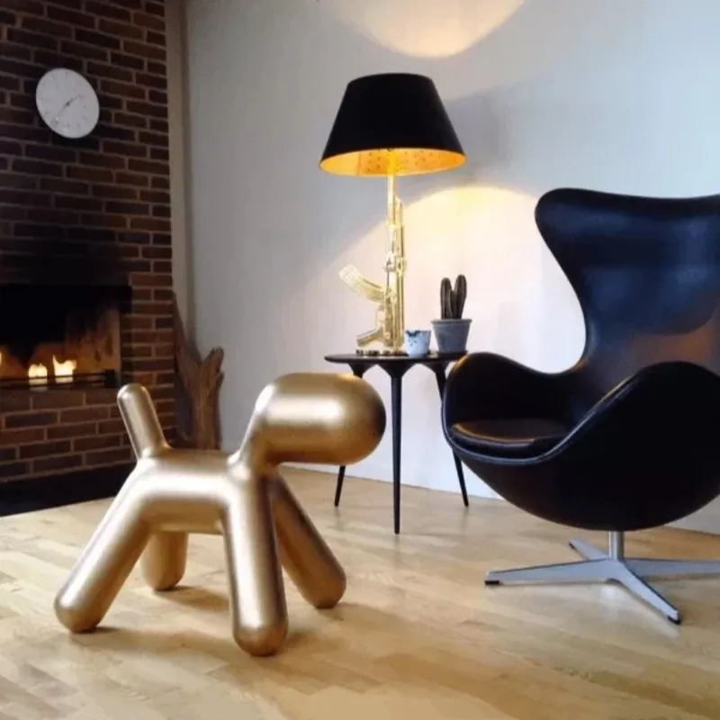 

Modern simple pistol desk lamp trendy personality creative rifle AK47 living room study