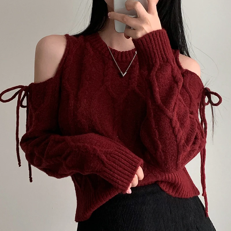 

Retro Chic Knitted Long Sleeve round Neck Open Shoulder Belt Design Loose Fit Winter Sweater Stylish Versatile Commute Style