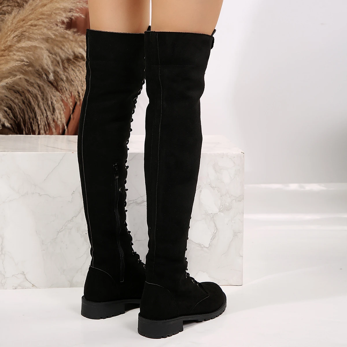 Women\'s new casual and fashionable high top boots, internet famous knee high boots, western riding boots