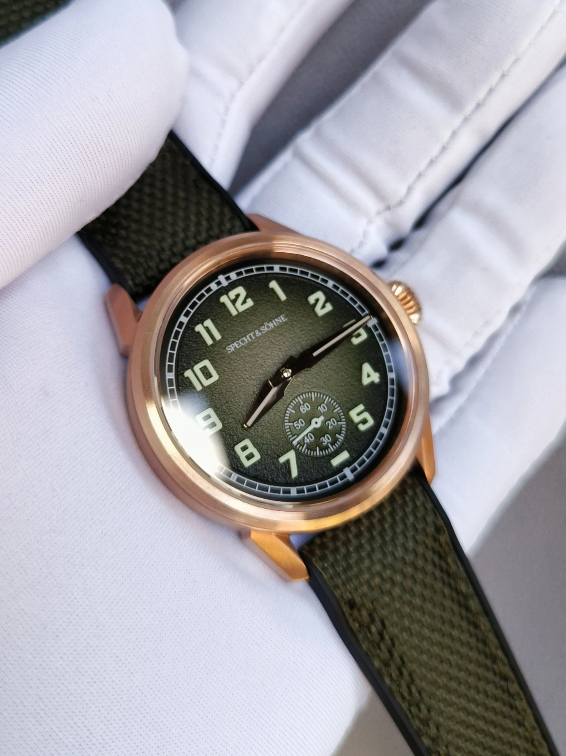2026 Specht&Söhne Herrenuhr, Avocadogrünes Zifferblatt, Seagull ST17-Uhrwerk, Silikonarmband, C3-Leuchtmarkierungen, Retro-Freizeitarmbanduhr
