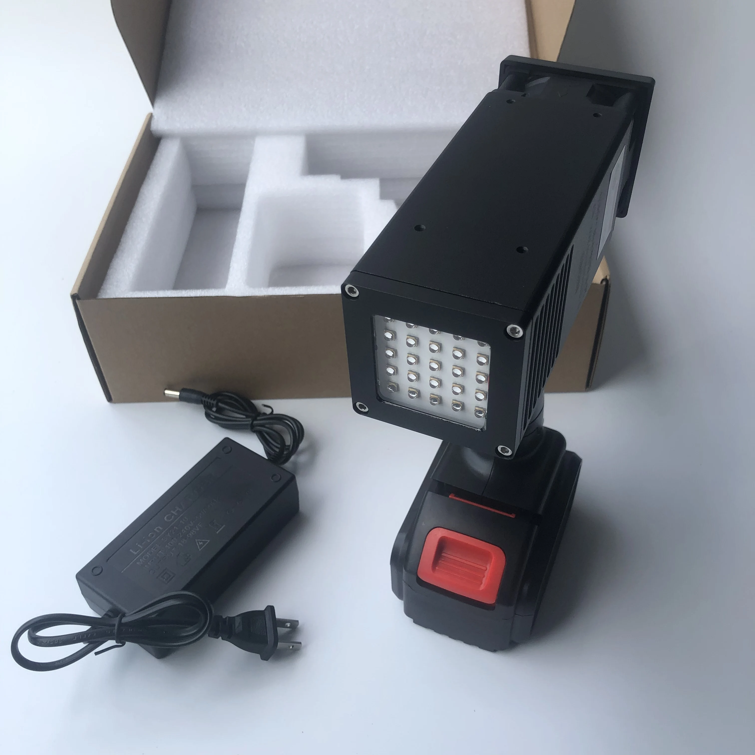 LEDUV Curing Lamp Portable Recharged Uv Lamp Automotive Sheet Metal Wireless Curing Lamp Paint Spraying Car Paint Flaw Detectio
