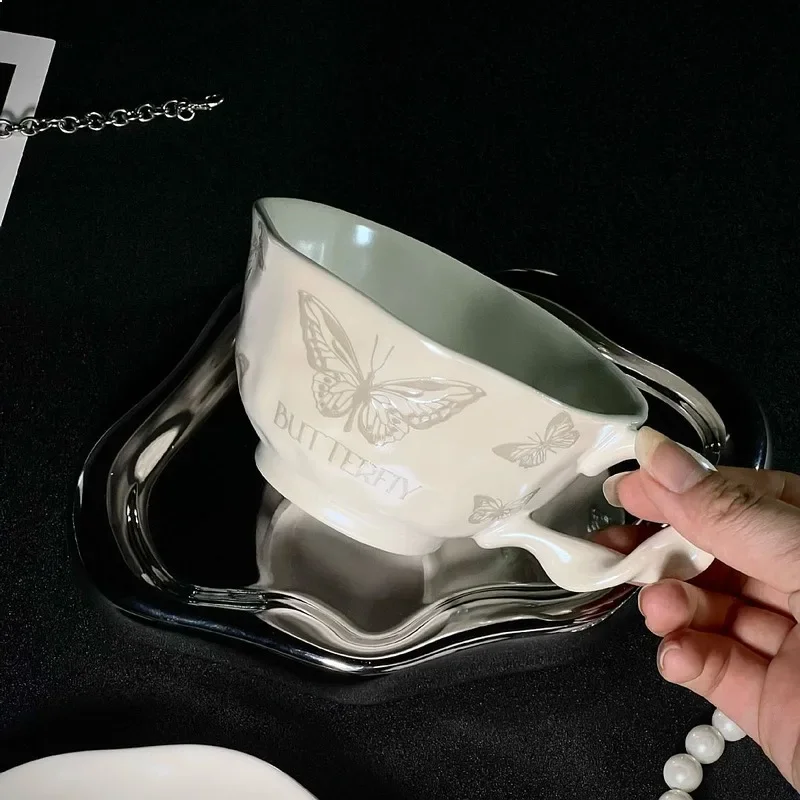 2026 New Vintage High Appearance Twist Handle Coffee Cup Saucer Set Home Creative Housewarming Souvenir Gift Porcelain Drinkware