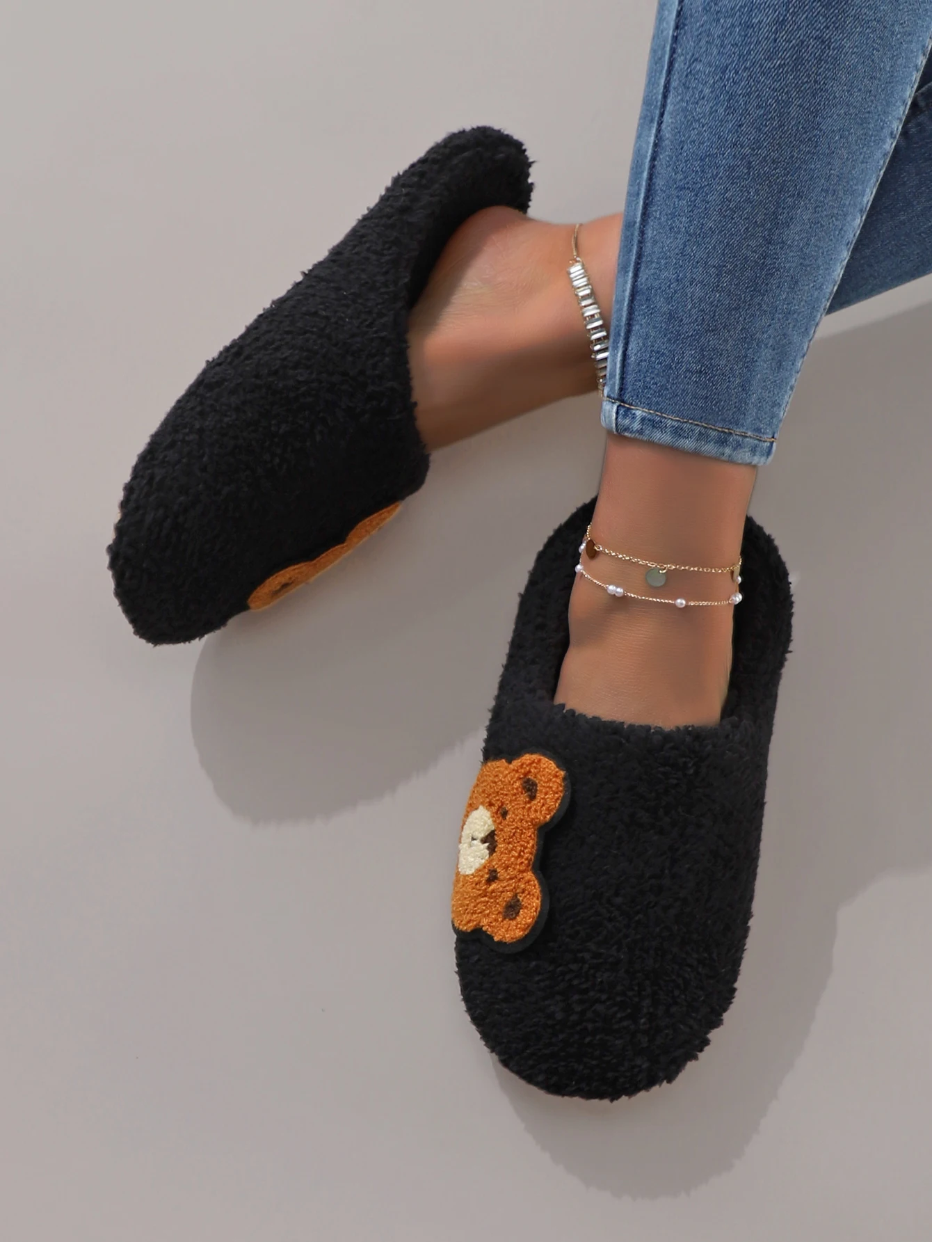 Cute Cartoon Embroidered Bear  - Women Shoes Winter 评论和价格