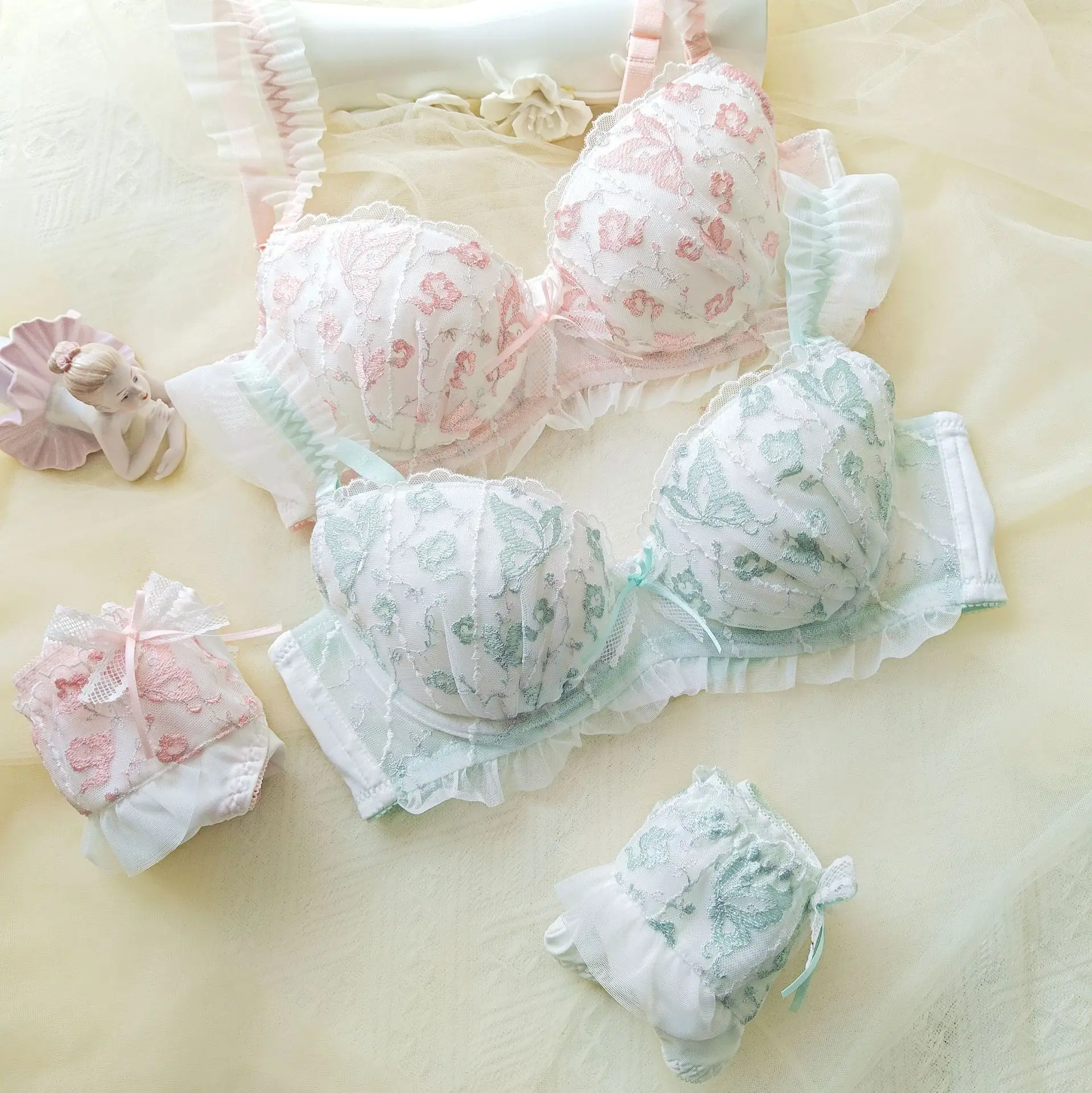 Women Silver Thread Floral Embroidery Underwire Bra Set Ruffle Lace Bow Push Up Lingerie With Matching Panties Pink Green