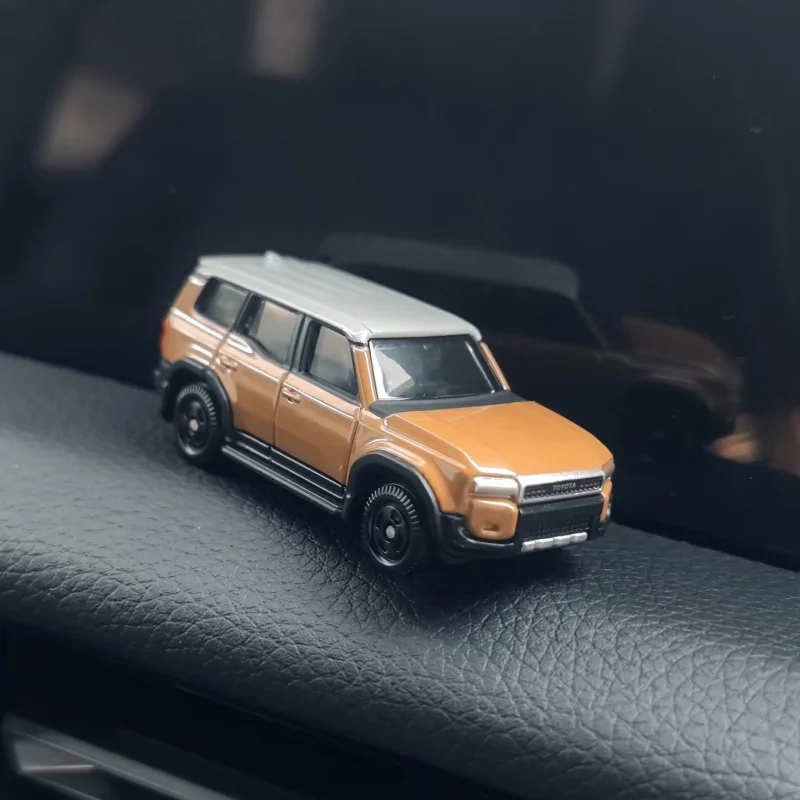 Takara Tomy Tomica Nr 17 Toyota Land Cruiser 250 Auto Legering Speelgoed Motorvoertuig Diecast Metaal Model Kinderen Kerstcadeau Speelgoed voor Jongens