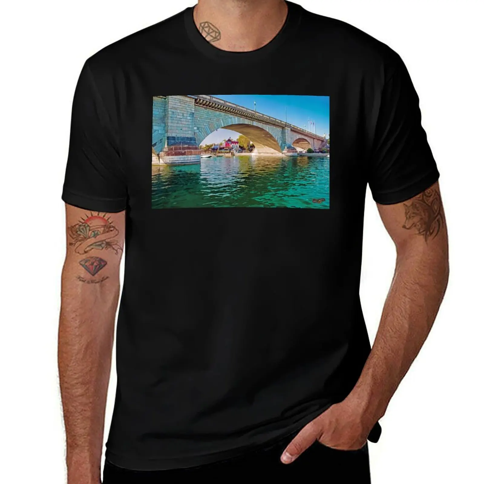 London Bridge T-Shirt Outdoor Working T-Shirt
