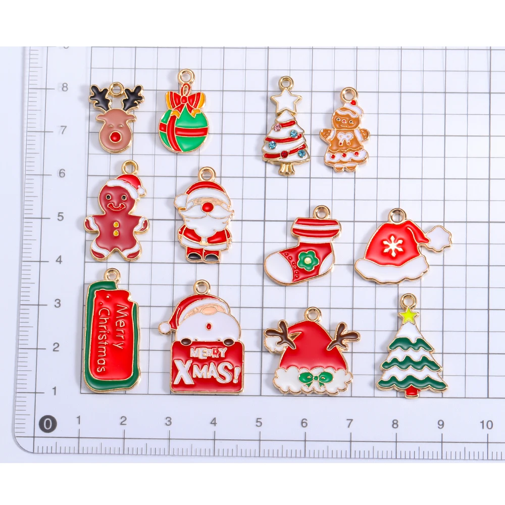 10 stücke Emaille Weihnachten Charms Weihnachten Elch Geschenk Schneemann Santa Claus Anhänger für DIY Halskette Ohrring Schmuck machen Accessoires – Detail 2