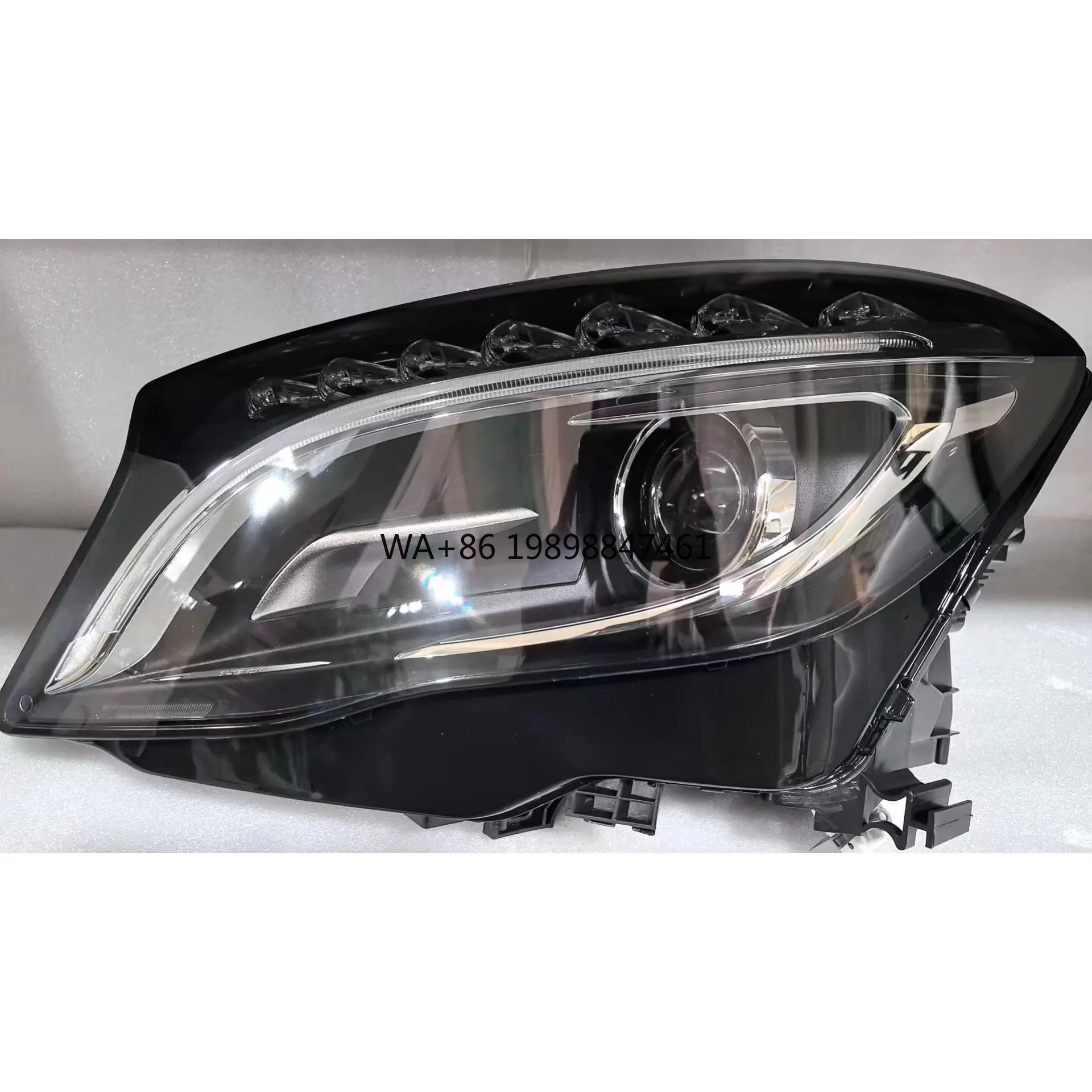 

High Quality Original Headlights for Mercedes Benz GLA156 Hot Sale Car Headlamps