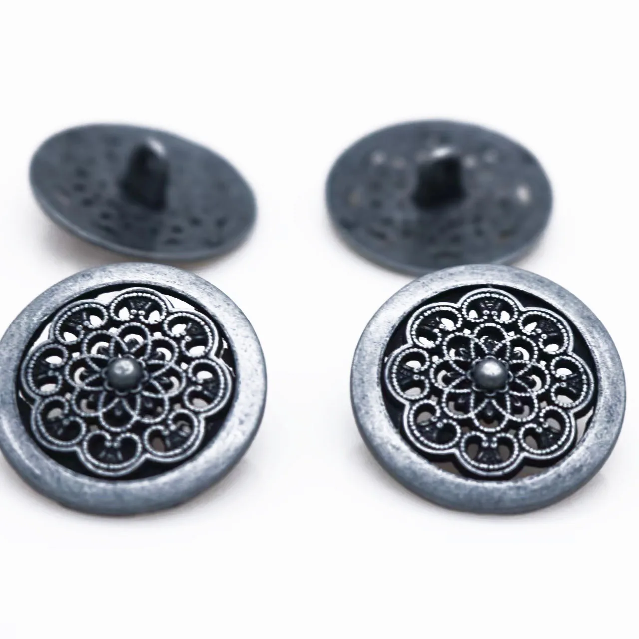 20pcs 20mm&25mm antique silver bronze Hollow flower Pattern Shank Sewing Metal Buttons DIY  Cloth Buttons Round Scrapbook button