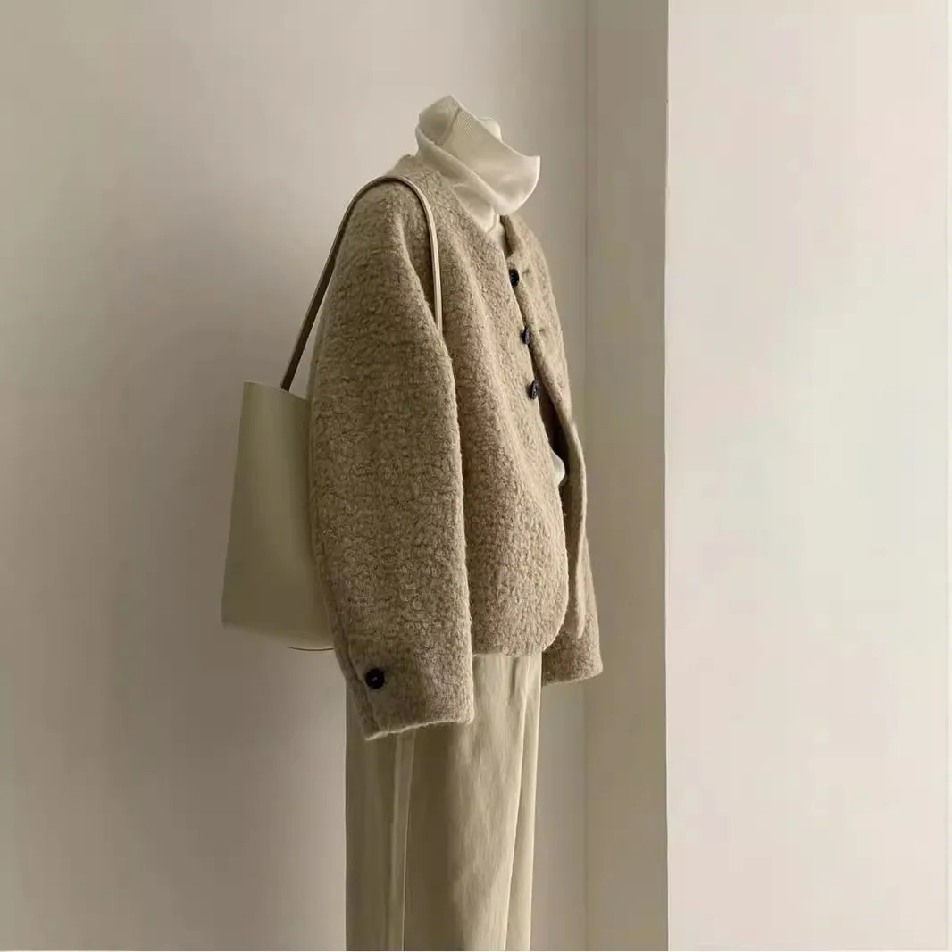 2025 Korean Version Women's Clothing Xiaoxiang Short Jacket Lamb Wool Soft Glutinous Milk Series Age Reducing Small Stature