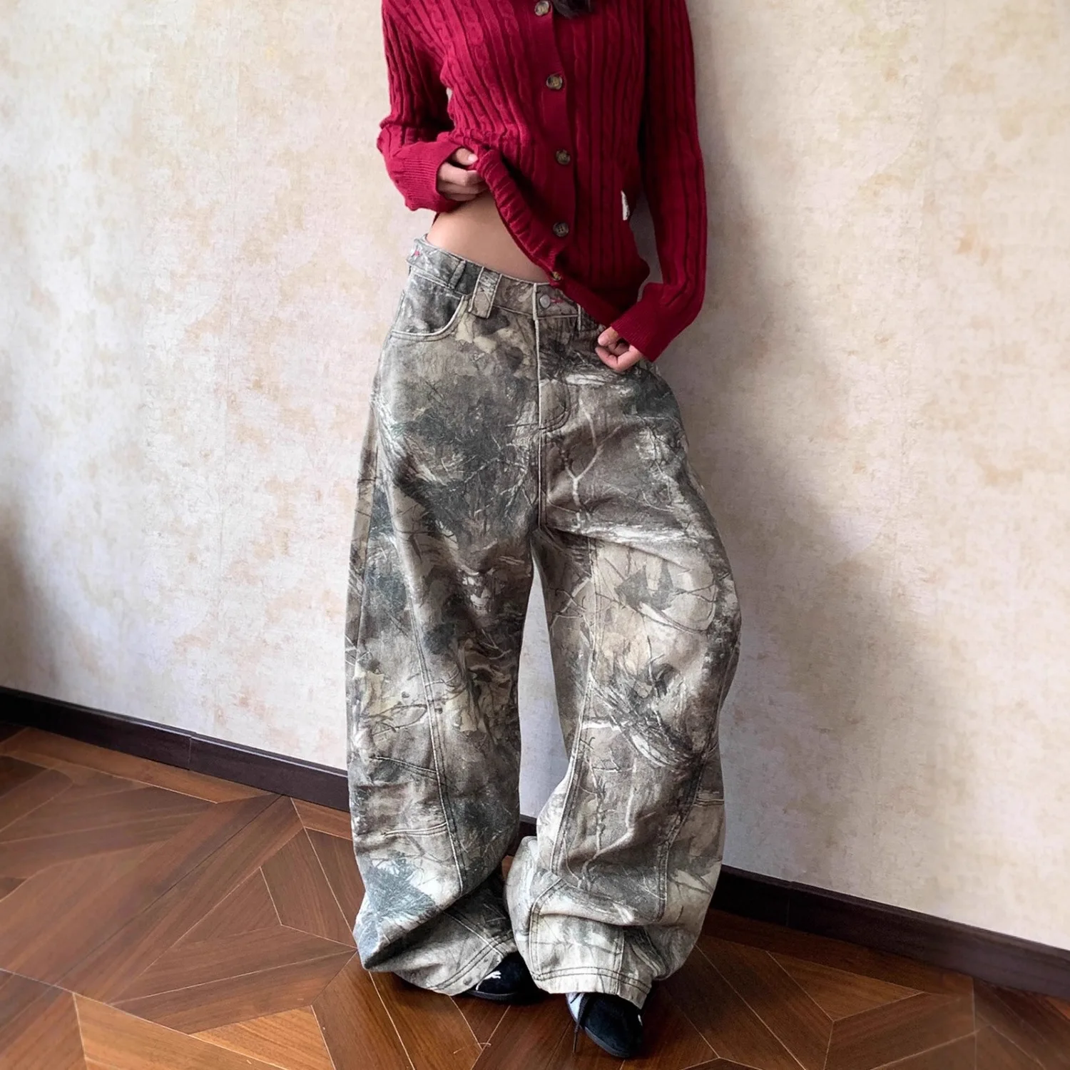 

Unisex Jeans 2026 Spring Autumn Women's Retro Washed Camo Jeans Letter Embroidery Design Loose Hip Hop Curved Wide Leg Pants Man