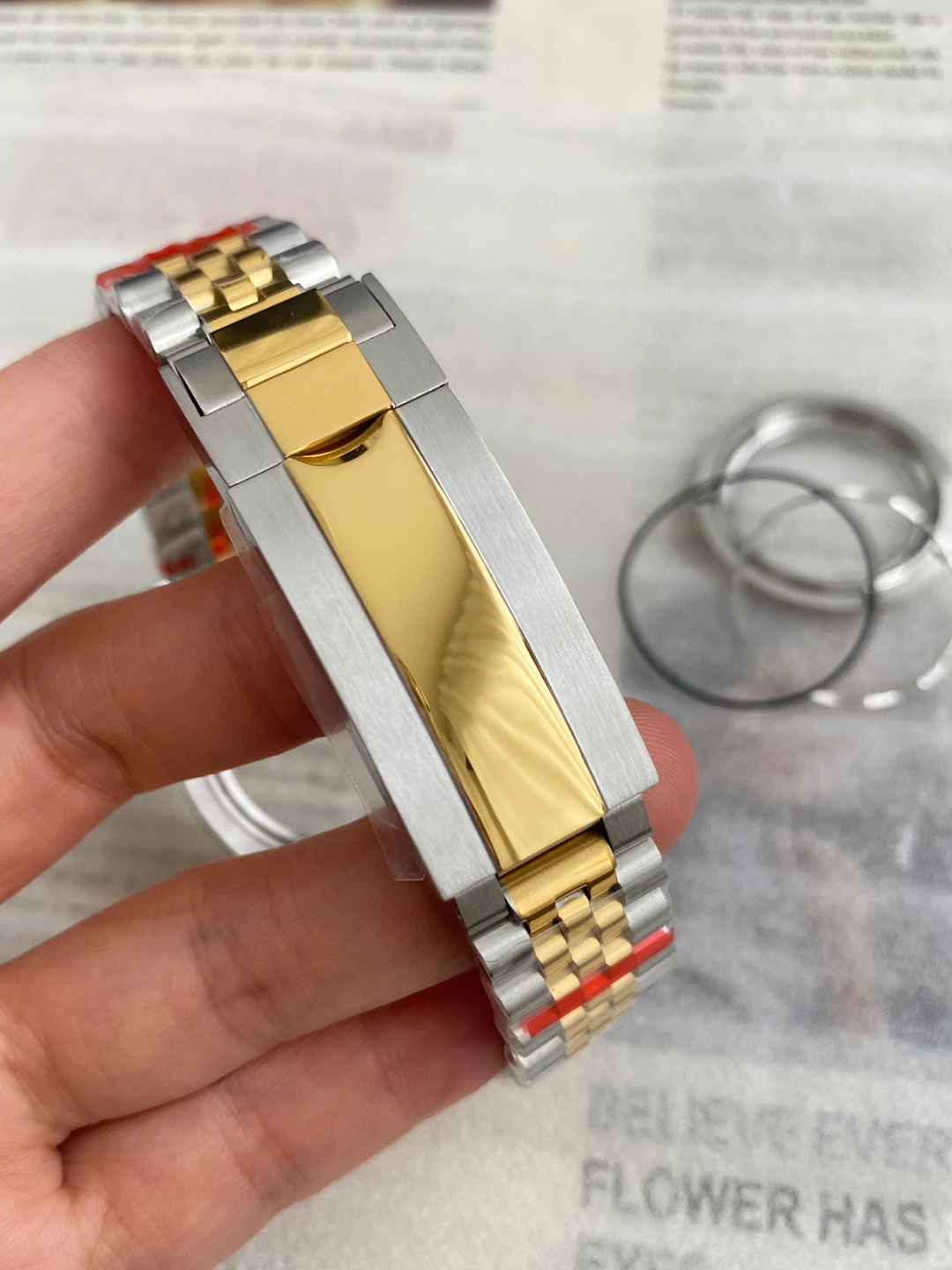 حلقة أسنان الكلب، غرفة خشبية، غرفة ذهبية، حزام ذهبي وردي، زجاج الياقوت مناسب لحركة NH35/36