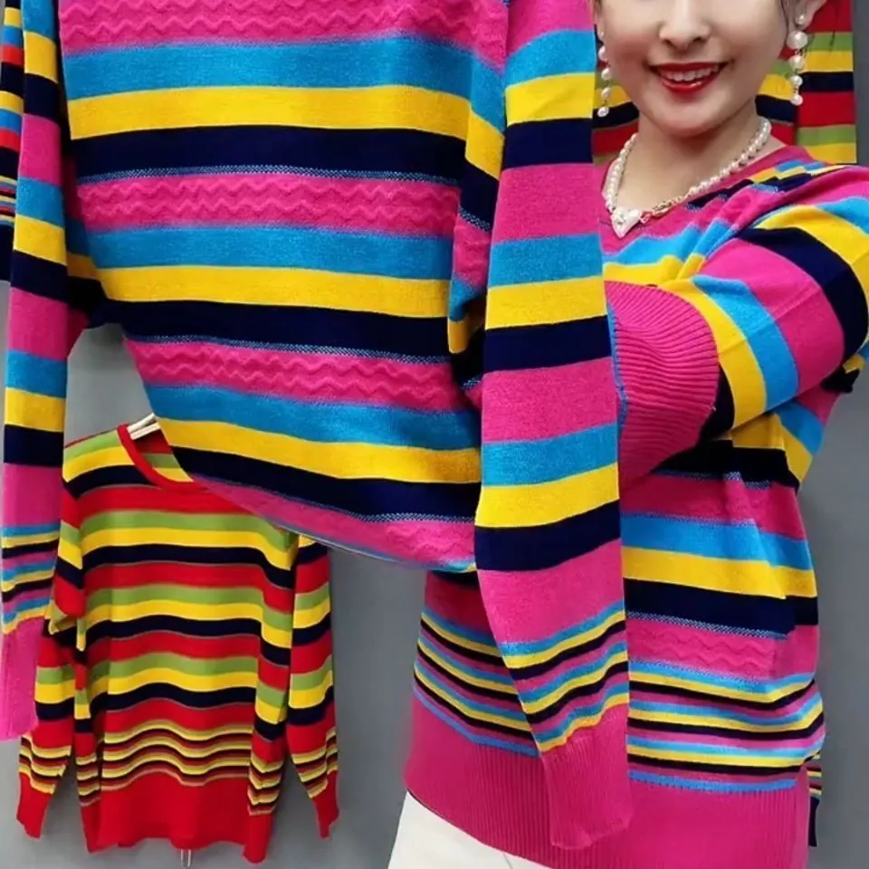 Sweter dzianinowy w paski na wiosnę i jesień, luźny, plus size, długi, cienki, dla kobiet w średnim wieku, dzianinowa bluzka bazowa.