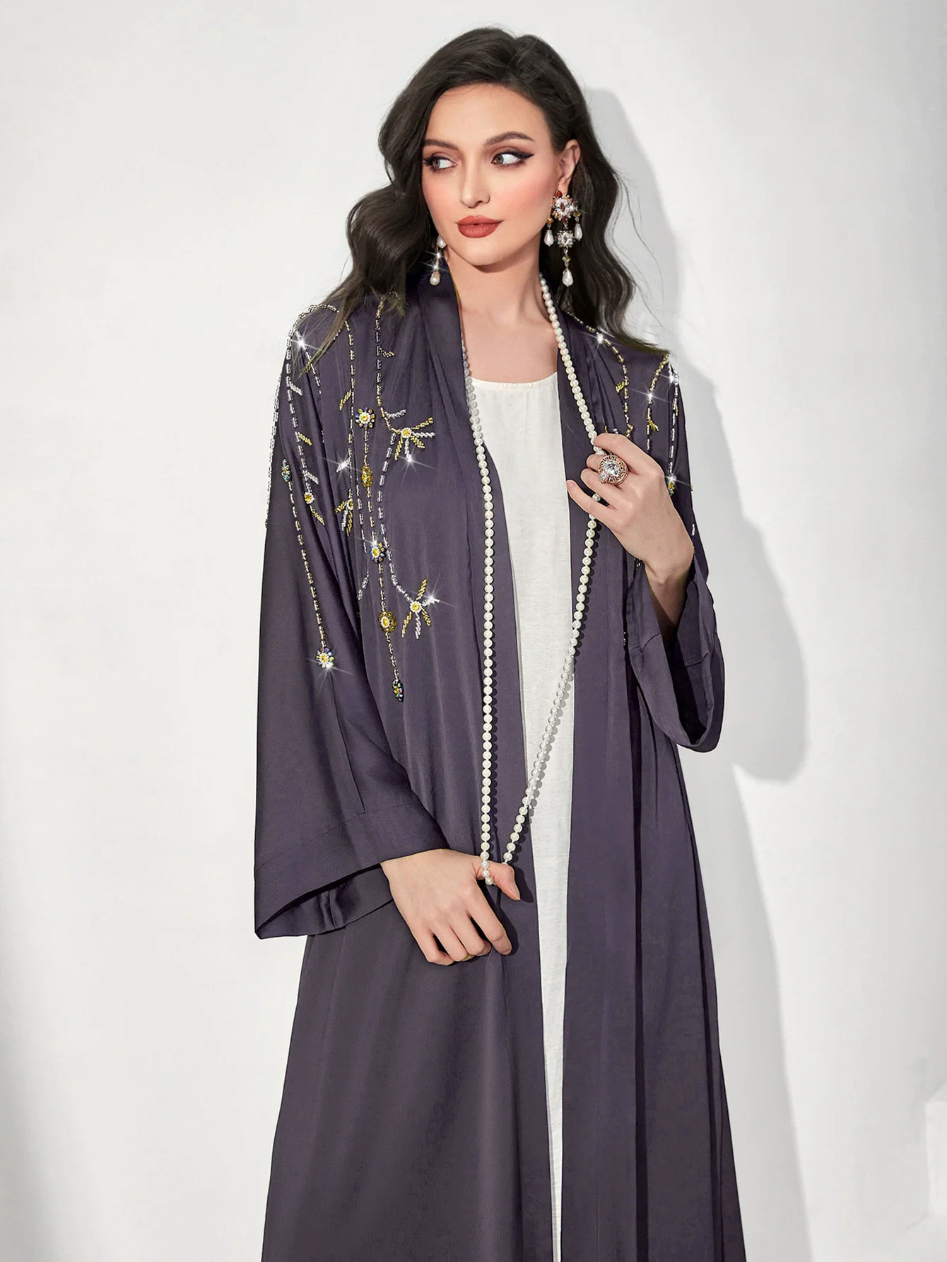 سترة رمادية أرجوانية لرمضان المغرب سترة جديدة في الشرق الأوسط دبي رداء عربي مخيط يدويًا بقعة خرز فستان نسائي مسلم