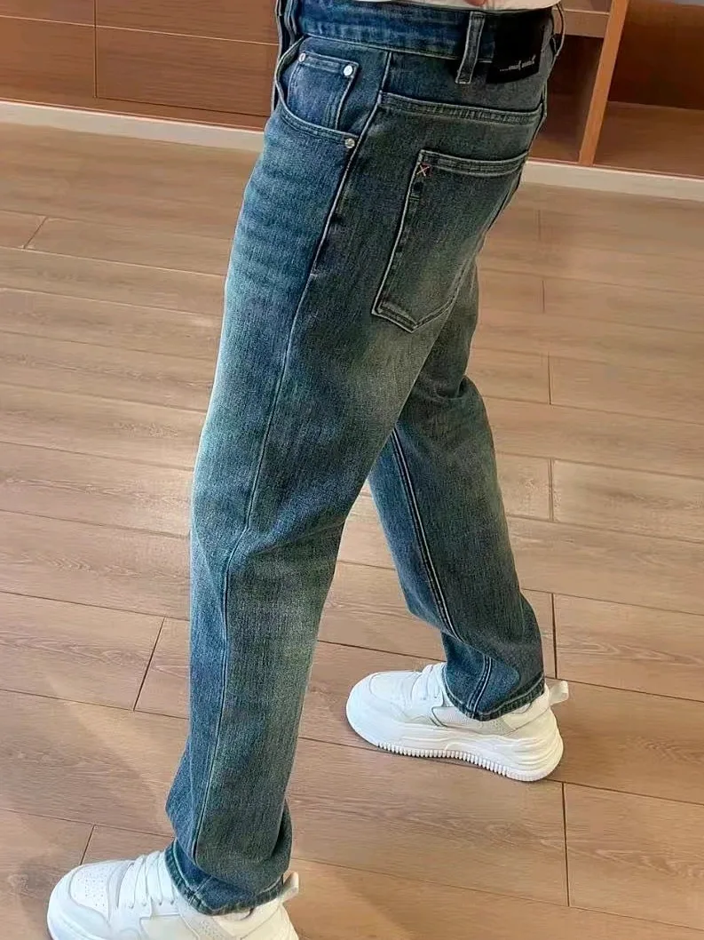 

Новые мужские джинсы из денима: высокое качество, комфорт, модность, универсальность, деловой европейский стиль, премиум-класс, эффектный образ.