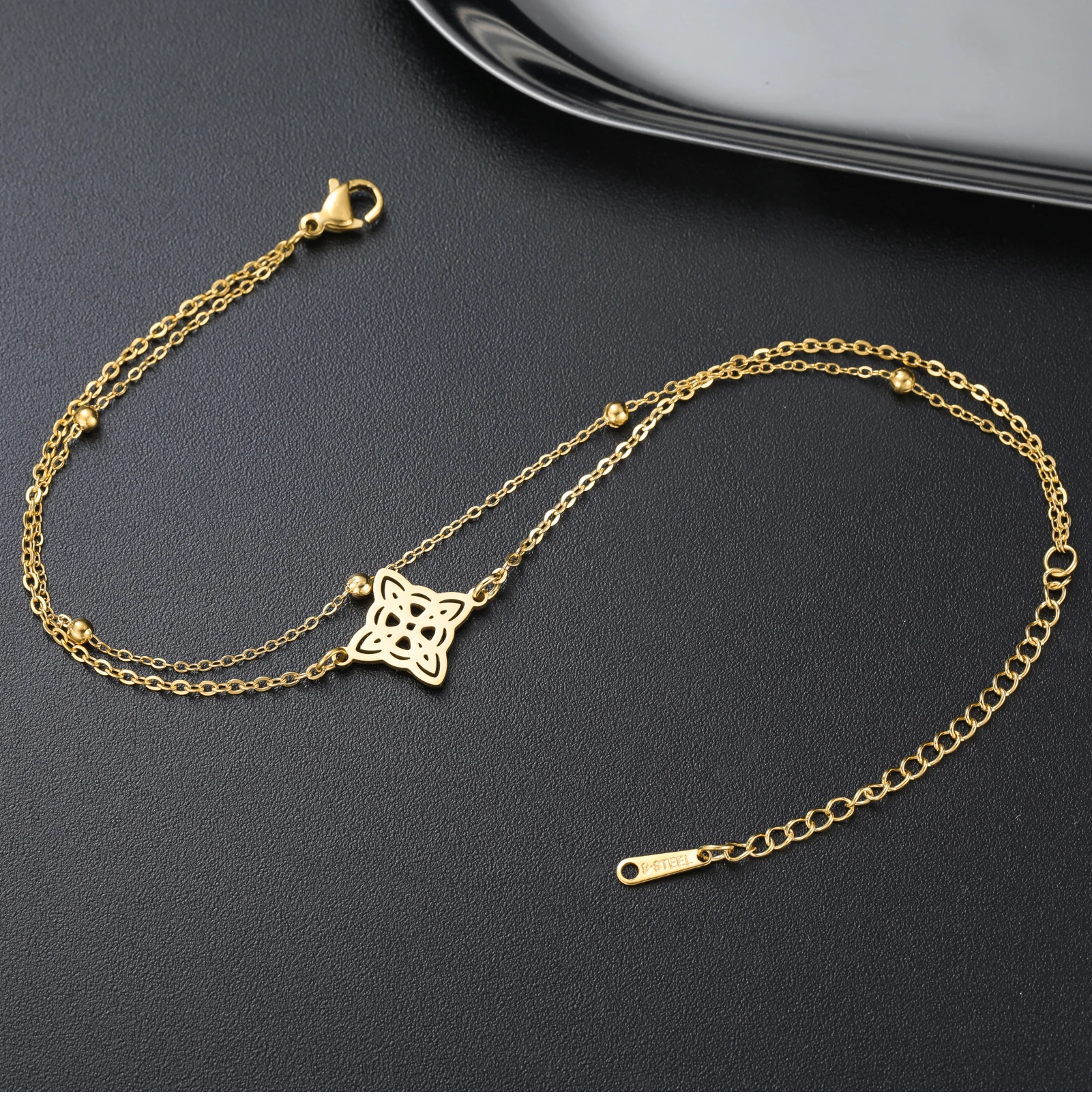 CoolTime Doppelketten-Armbänder mit Hexenknoten für Damen, goldfarben, Schmuck, Schutzsymbol, Geschenk für Liebhaber, 2026 Neuankömmling – Detail 6