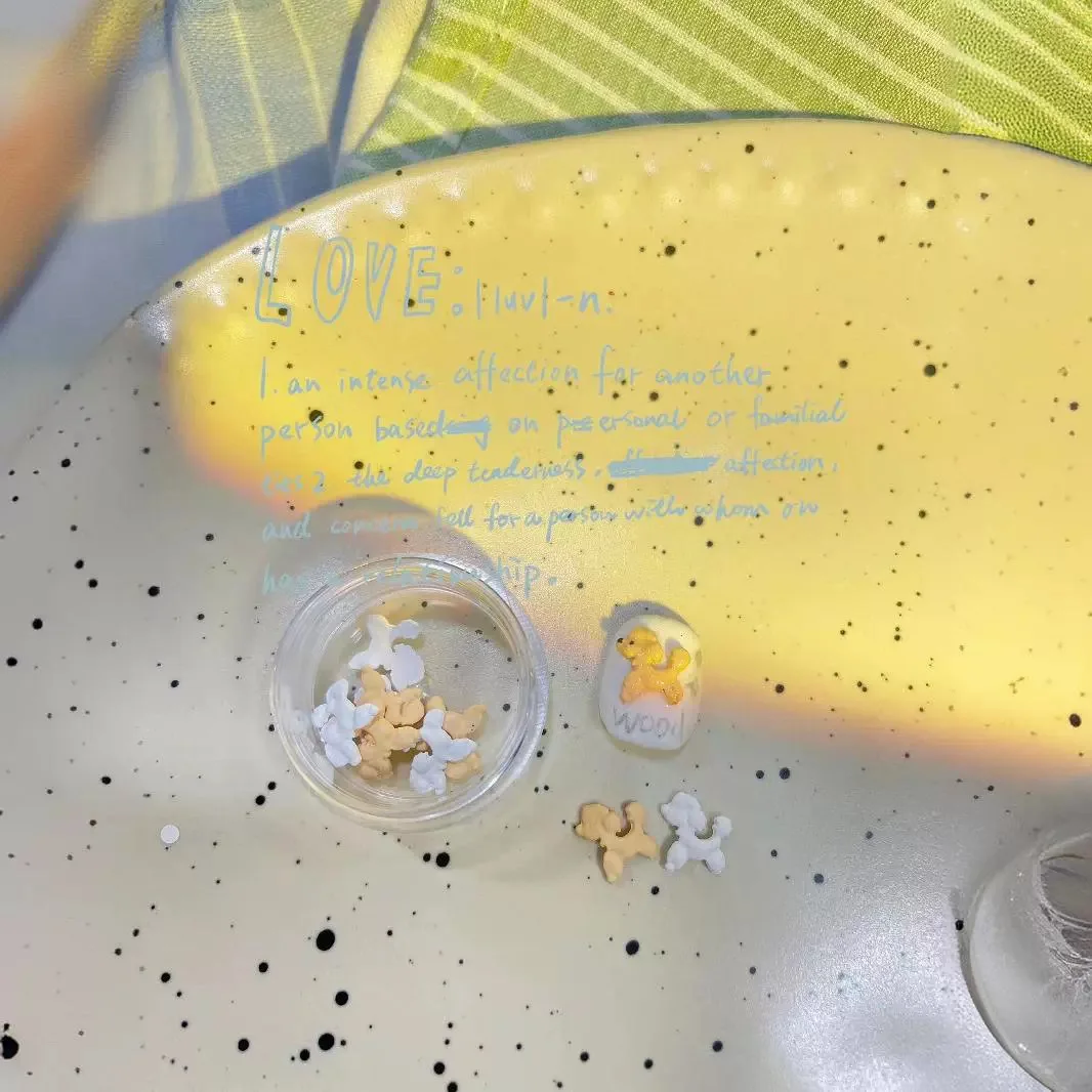 韓国スタイルネイルアートジュエリー花スパンコール小さなスプーンネイルアート材料爪アクセサリー