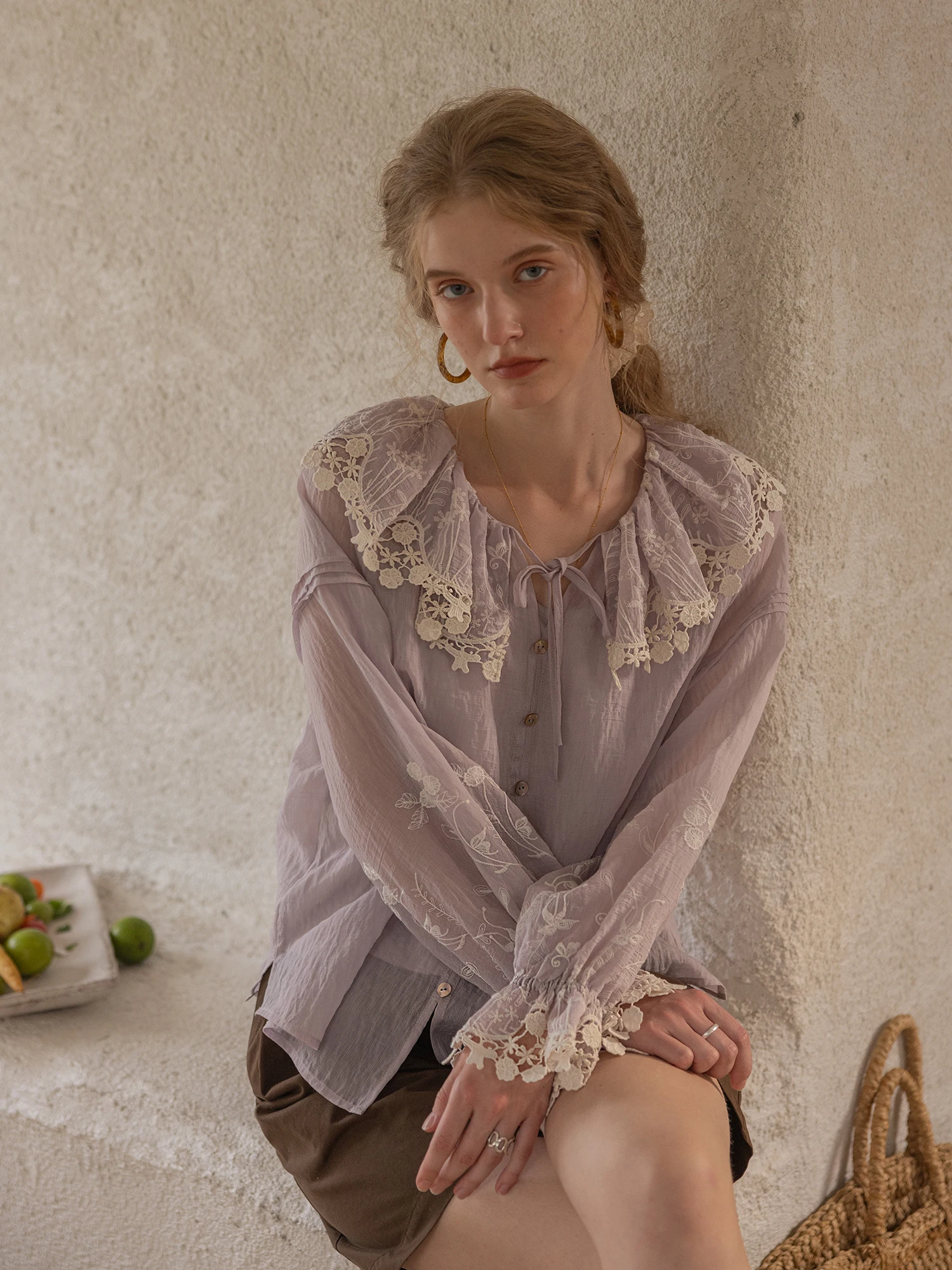 

French Sle Loose Fit Long Sve Embroidered irt with Belt And Lace Collar Breathable Women's Premium Clothing