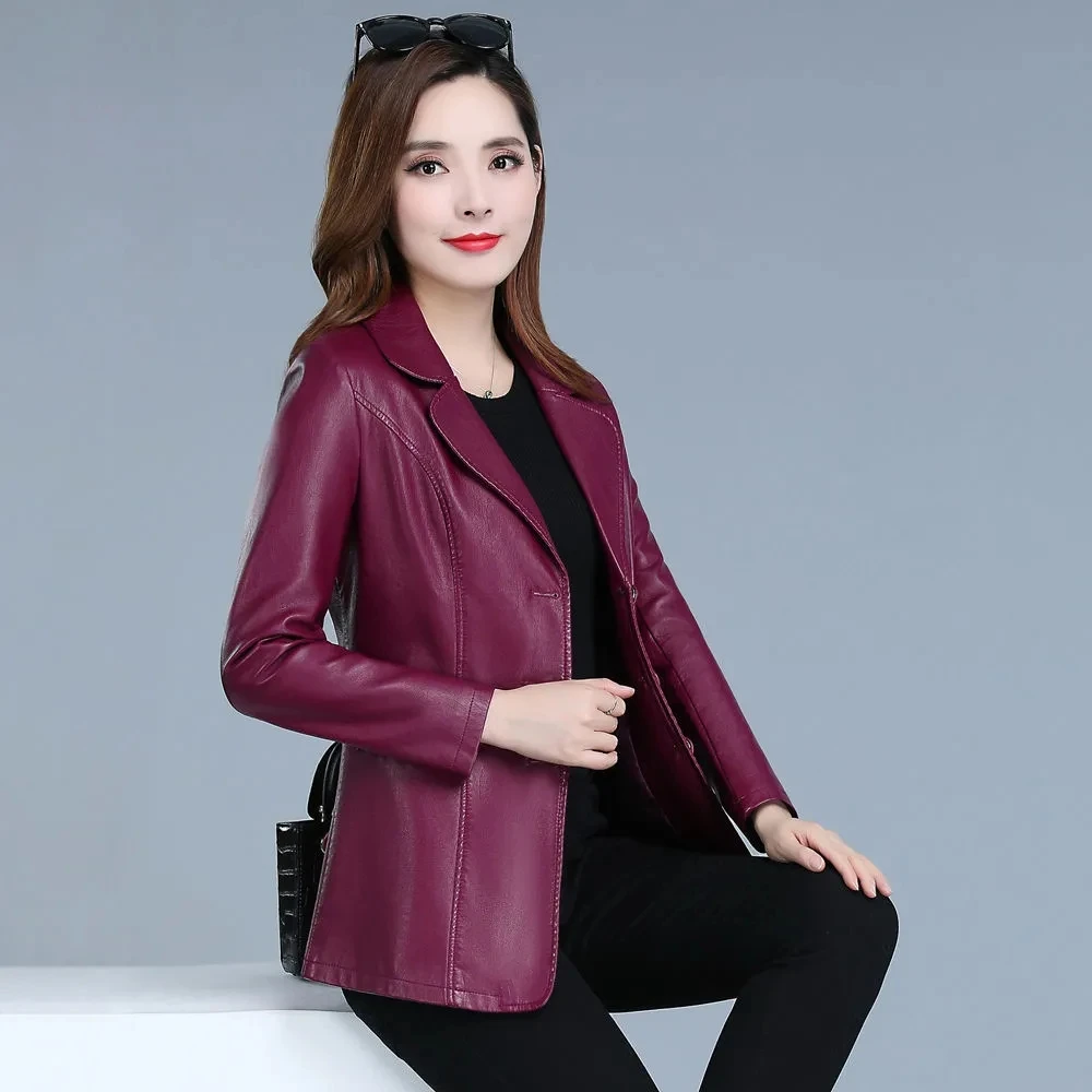 Hohe Qualität 2025, Herbst Und Winter Neue Leder Leder Mantel frauen Kurze Dünne Anzug Kragen Leder Jacke Weiblichen mantel Schwarz