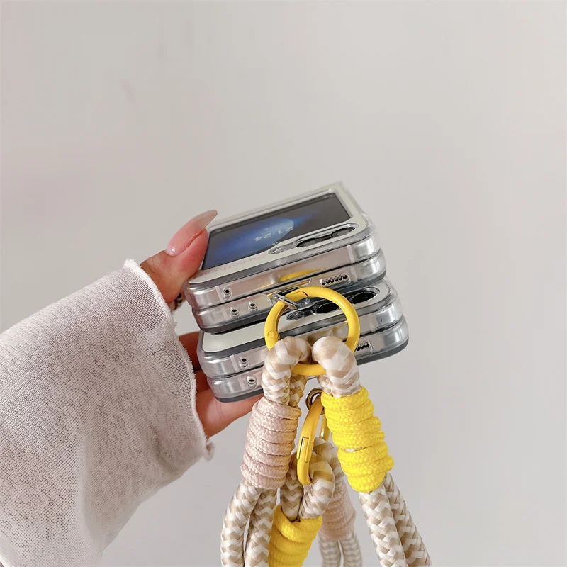 Cute Hollow Mirror Love Heart Phone Case For Samsung Galaxy Z Flip 6 5 4 3 Z Flip5 Flip6 Flip4 5G Cover with Hand Strap Cases