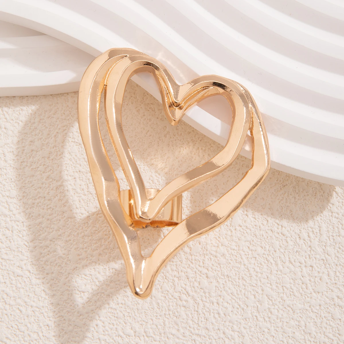 PuRui Punk Big Irregular Heart Rings for Women Exaggerated Metal Gold Color Finger Open Ring Ladies Gifts Jewelry Party Girls
