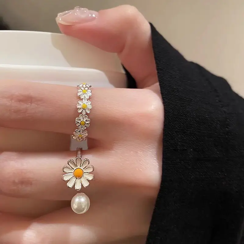880818 Collana stile idol GD con diamante 2025 G-Dragon Stesso stile Collana margherita Accessori decorativi Giocattolo Regalo per ragazze