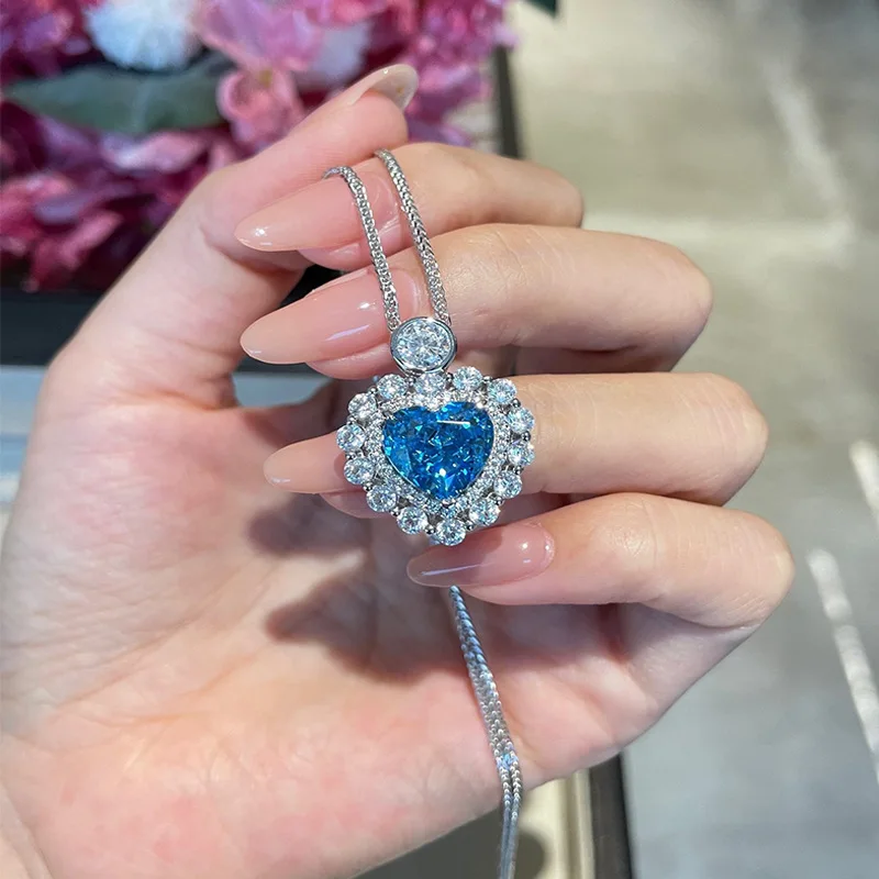 Xiaoyan 100% S925 Silver Serenity Heart Artificial Sea Blue Treasure Love Pendant 9 * 11 Ice Flower Necklace Exquisite Jewelry