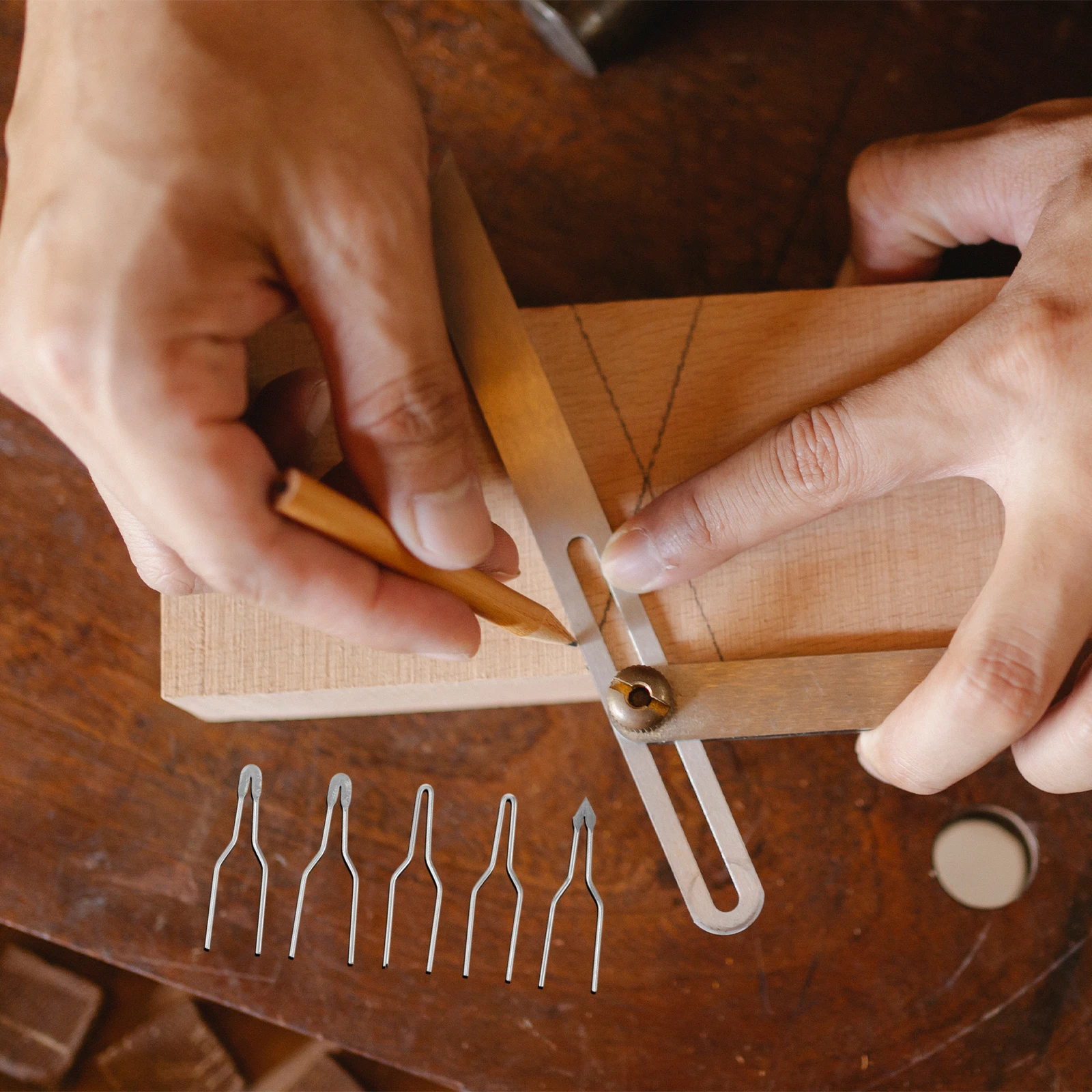 

8pcs Impedance Wood Burning Pen Tips Letters Soldering Wire Wood Burning Nibs Pyrography Wire Nibs Replacement Tool
