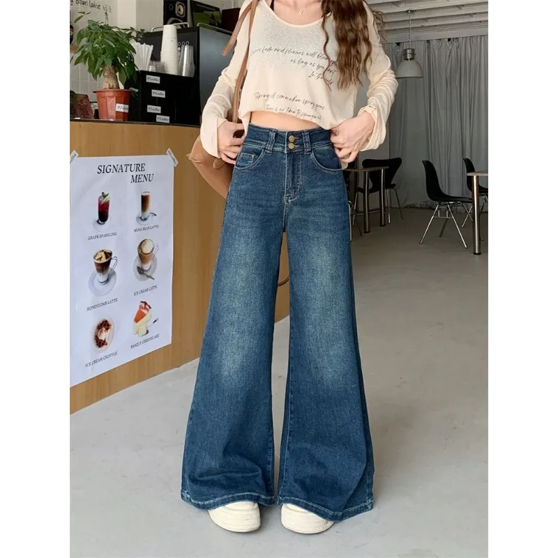 جينز عالي الخصر واسع الساق فضفاض مناسب 2025 موضة سراويل جينز مريحة تمتد Bootcut السراويل للنساء لباس غير رسمي كل يوم