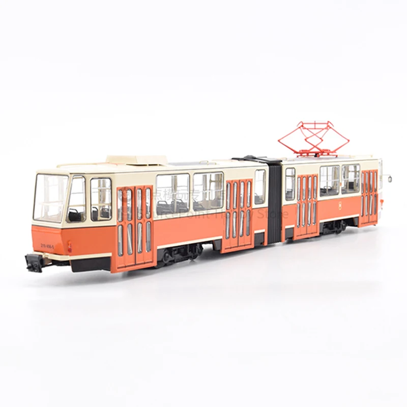 1:43 Scale Diecast Alloy 1987 Berlin BVB Tatra KT4 Articulated Tram Toys Cars PCL47187 Model Classic Adult Souvenir Gift Display