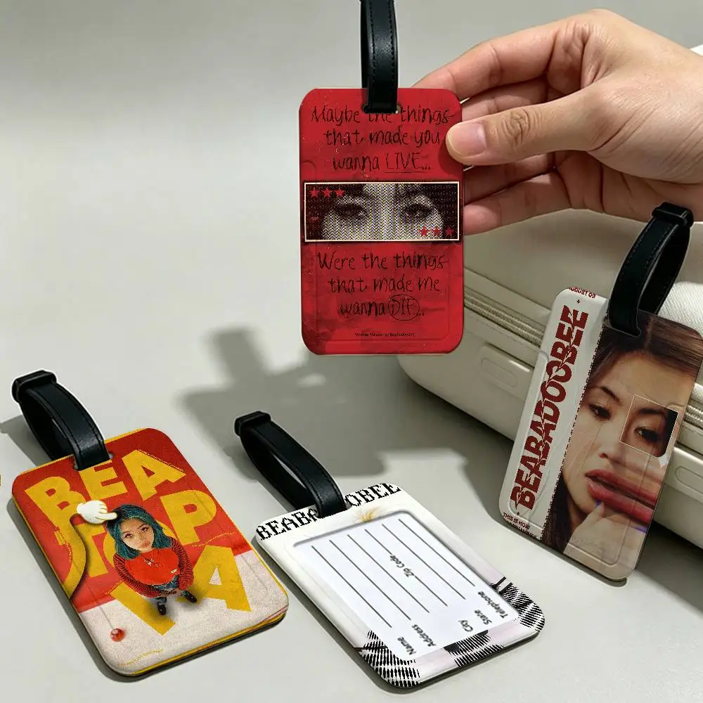 B-Beabadoobee Indie-Mellow Waterproof PVC Baggage Tag With Info Card Anti lost Identification Tag For Luggage School Backpack