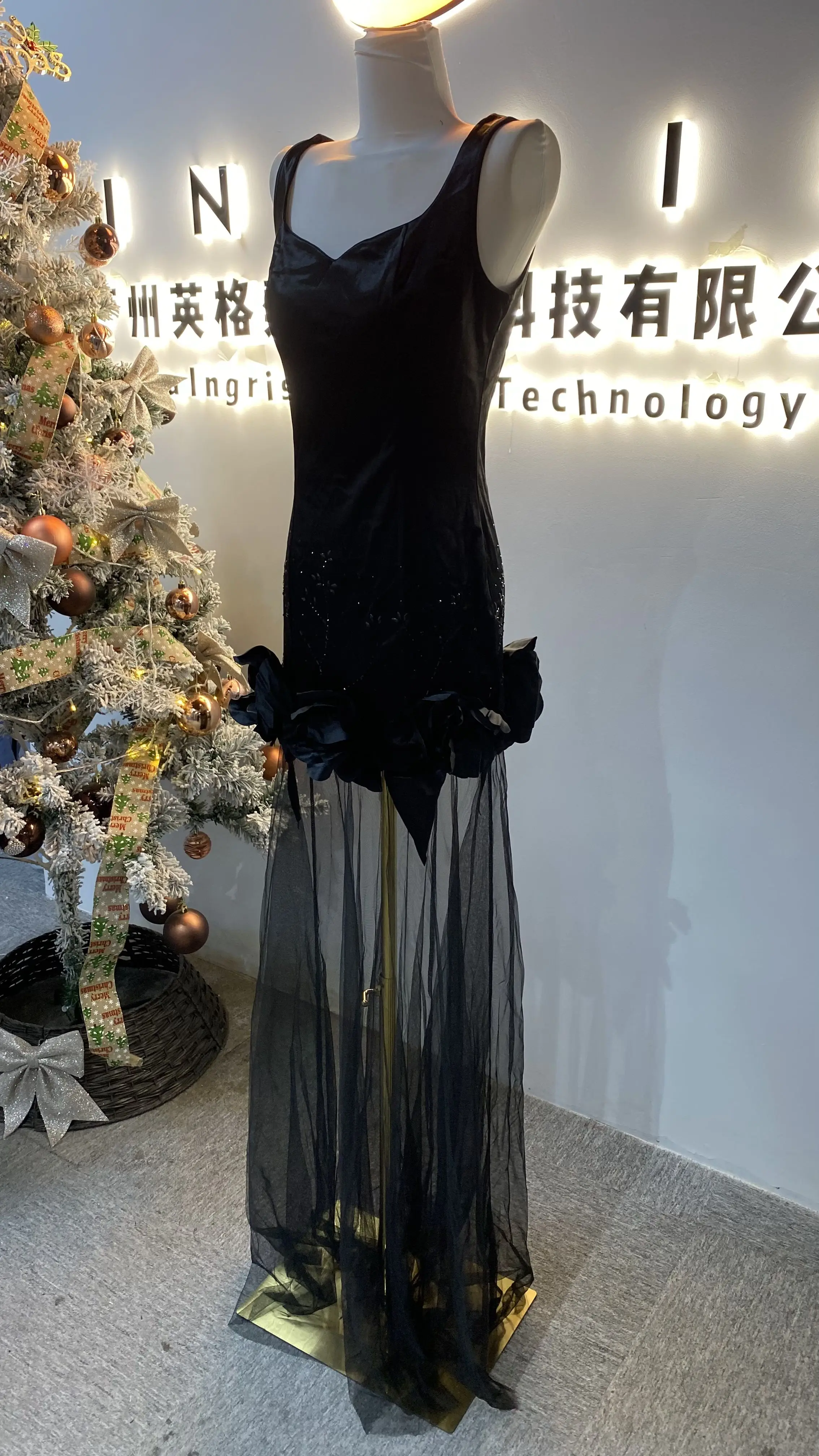 Abito lungo aderente in rete con fiori 3D Abito lungo da ballo per feste di compleanno da donna-GZMM458