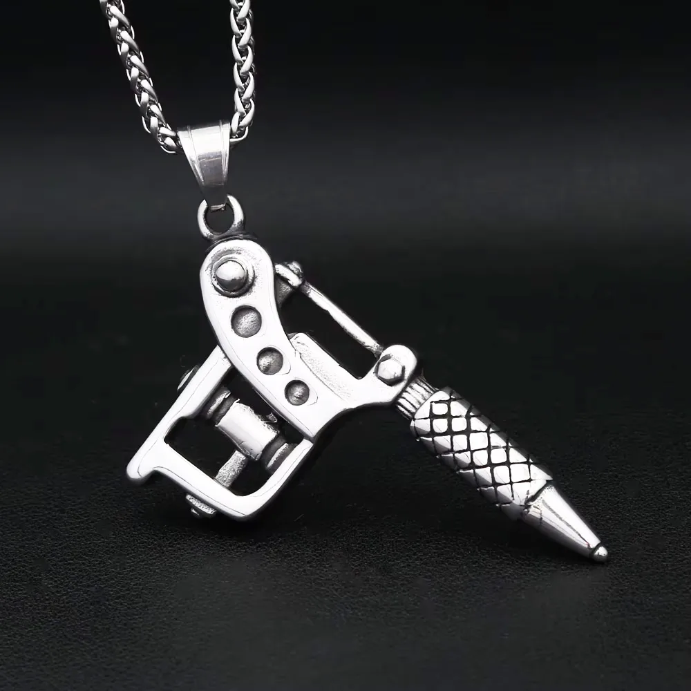 Retro Tattoo Gun Necklace Stainless Steel Mini Tattoo Machine Pendant Unisex Tattoo Artist Hip Hop Punk Street Fashion Jewelry