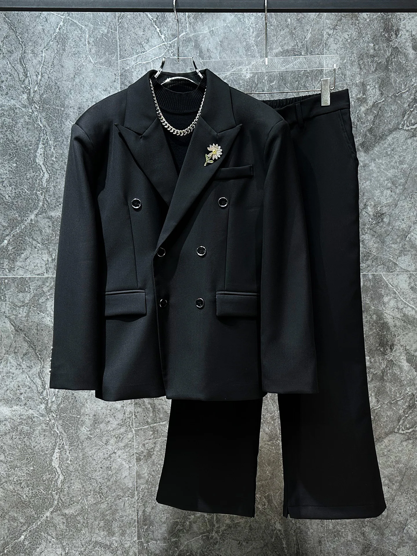 

Ретро-костюм для мужчин с воротником-стойкой, модный молодежный комплект на весну-осень, свободный крой, на двух пуговицах, однотонный