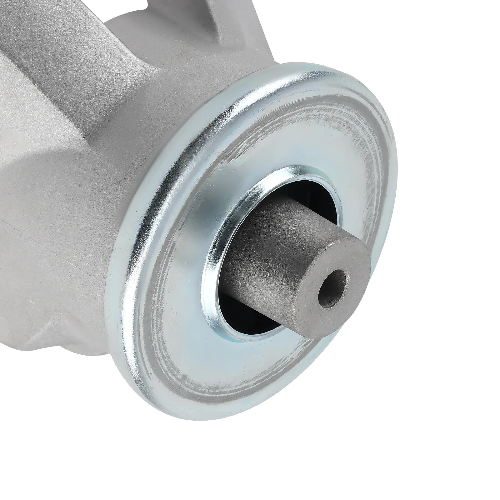 Rear Engine Fitting Suitable for VW T5 Transporter V 2.0 BiTDI 7H0199256