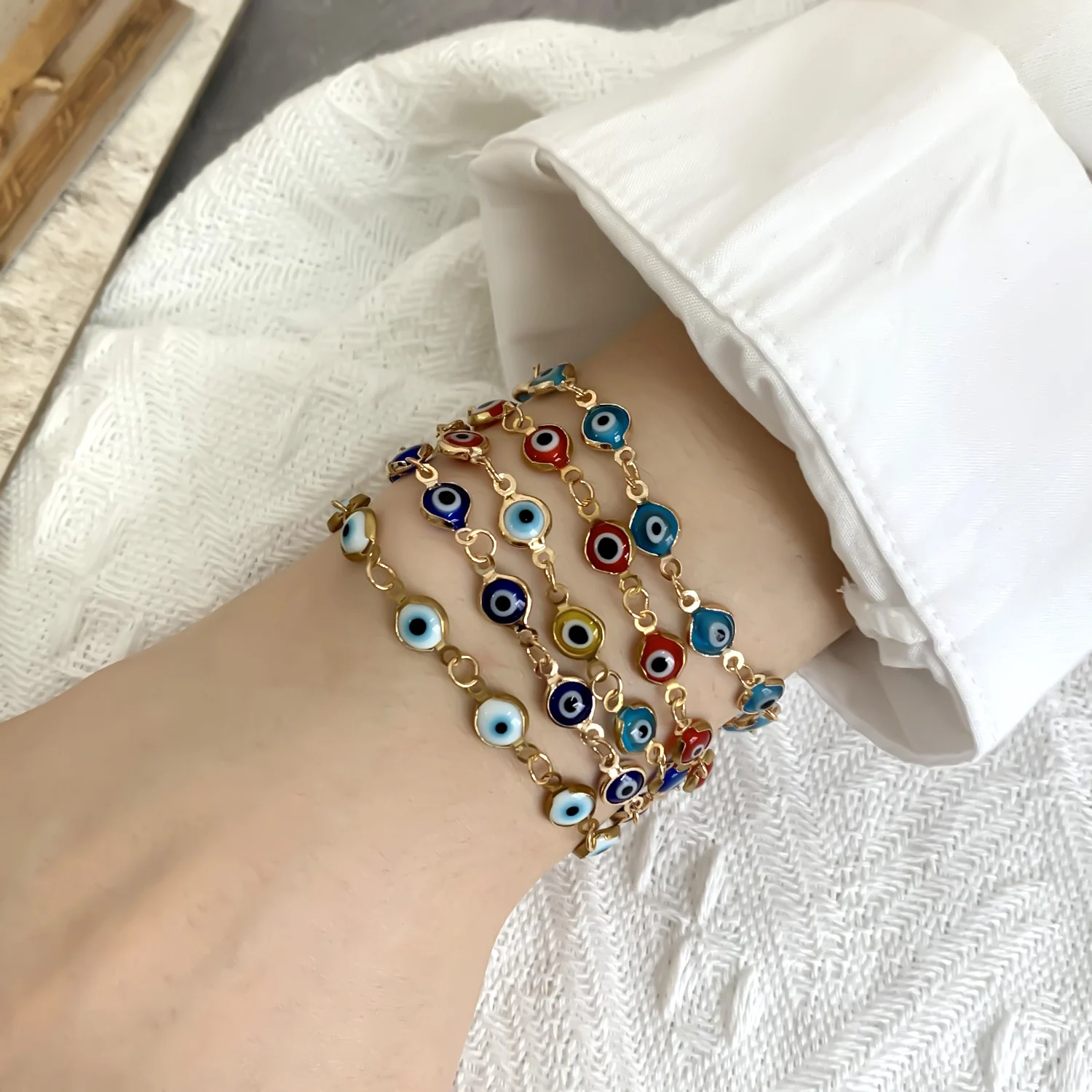 Einfaches Glücksbringer-Armband mit Türkischem Bösem Auge für Frauen, Modisches Buntes Blaues Auge, Verstellbares Metallketten-Armband, Freundschaftsschmuck – Detail 12