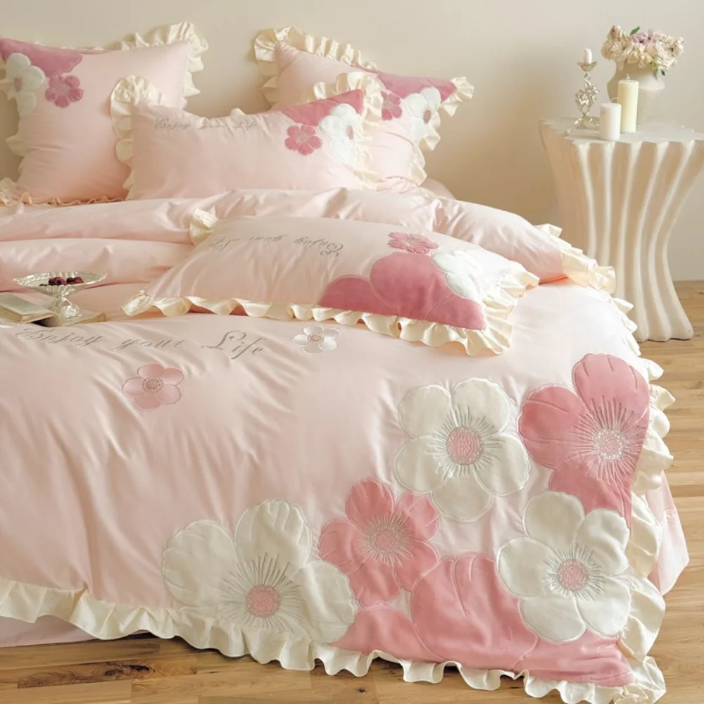 Pink Cute Princess Wind Cotton Bed Four-piece Set Soft Skin-friendly Embroidered Flower Quilt Cover Sheet Pillowcase Bedding Set
