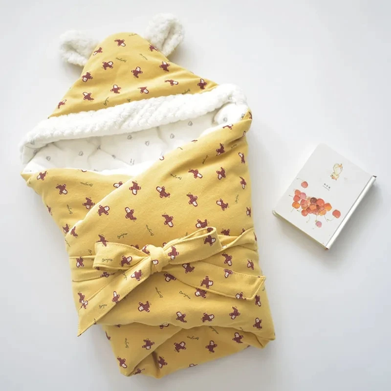 80 x 80CM Autumn Winter Baby Sleeping Bag Cartoon Baby Swaddle Wrap Blanket Thickened Cotton Hooded Newborns Sleeping Bag