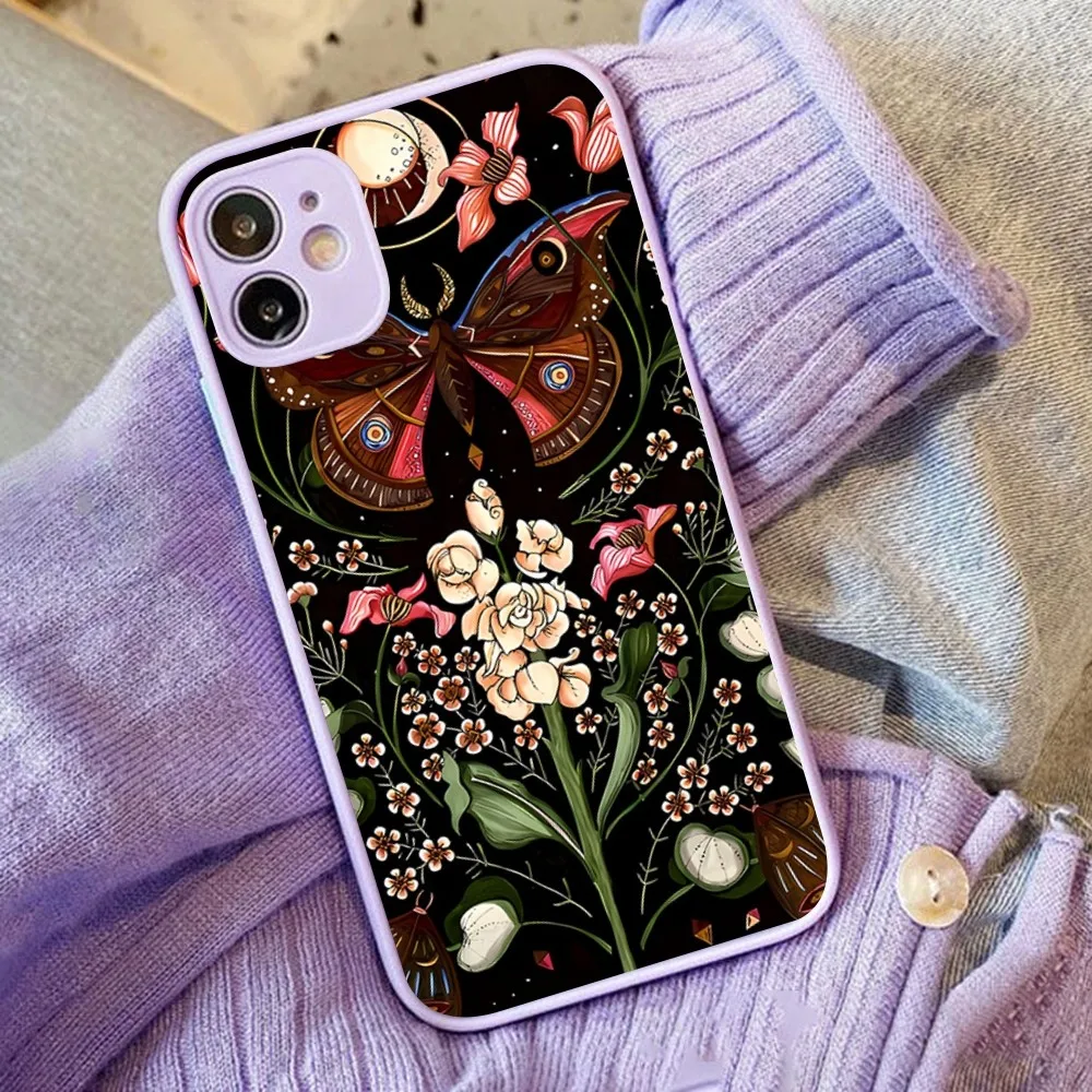 Forest Magical Moth Thistle Phone Case for iPhone 14 11 12 13 Mini Pro Max 8 7 Plus X XR XS MAX Translucent Matte Cover