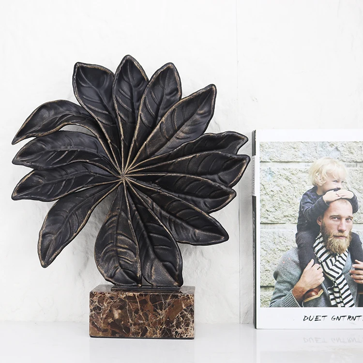 Antique Bronze Leaf Sculpture Set Handmade Metal Marble Flower Design Figurine Dark Bronze Marble Base Modem Luxury Tabletop