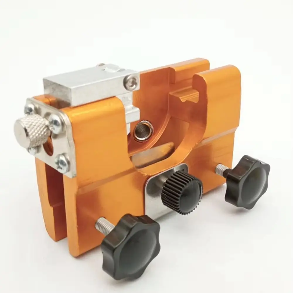 

Portable Hand-cranked Chain Grinder Chain Grinder for Chain Saws ChainSharpeners Jig Chain Clamp 3pcs Sharpening Heads