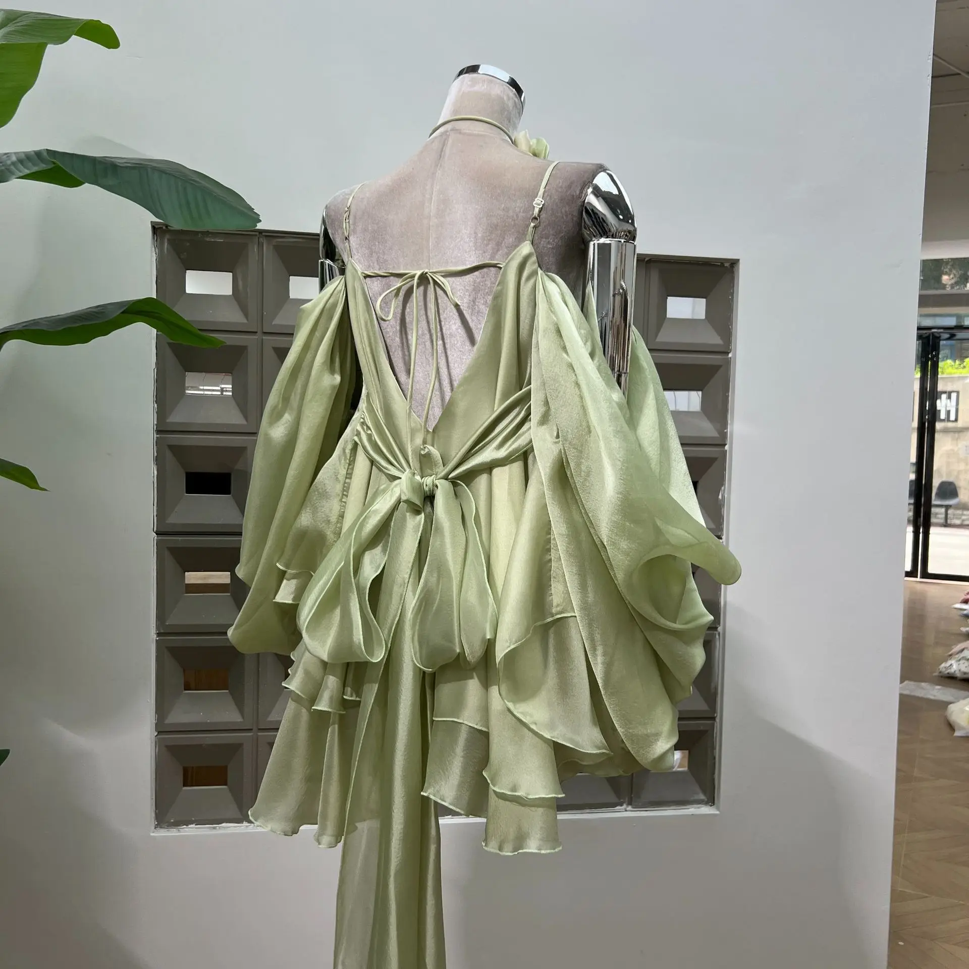 Green Womens Two Pieces Set Sexy Backless Pleated Spaghetti Strap Dress + Shorts Serts 2025 Summer New Casual Holiday Dress Sets