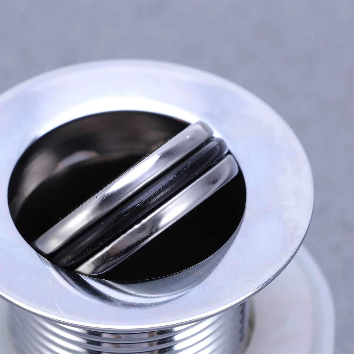 

Flip Stopper For Basin Sink Downpipe Drainer Washbasin Waste Plug Zinc Alloy Flat Cover Sealed Waterproof