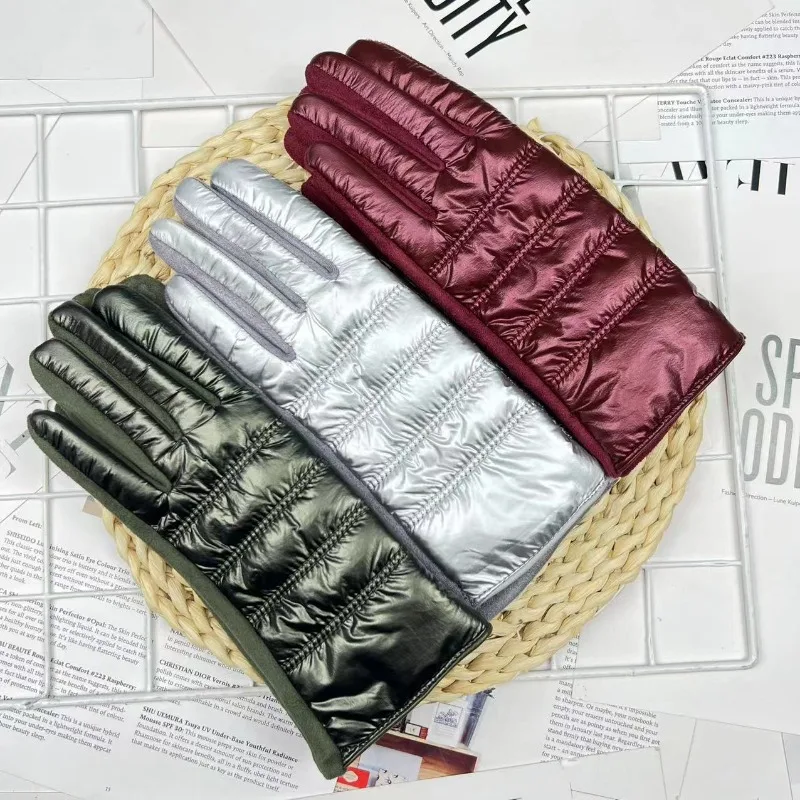 Electric Vehicle Womens Thermal Gloves Riding Finger Gloves New Touch Screen Thickened Cold Proof Leave In Winter Warm