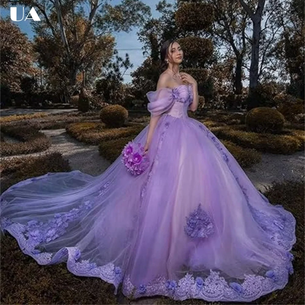 

ULBYANRY Customized A-line 3D Flower Sweet 15 Dress for Woman, Romantic Tulle Quinceanera Dress, Elegant Strapless Ball Gown