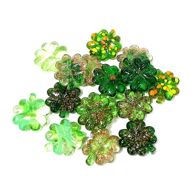 

2pcs Colorful Cute Lucky Leaf Mini Glass Four-Leaf Clover Ornaments for DIY Home Desktop Fairy Garden Bonsai Decor Accessories