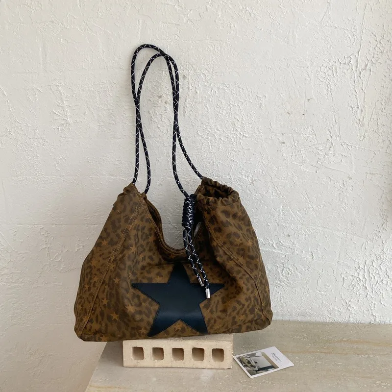 Niche Casual Large Capacity Tote Bag New Leopard Star Print Fashion Shoulder Crossbody Bag Commuting Underarm Bag for Women